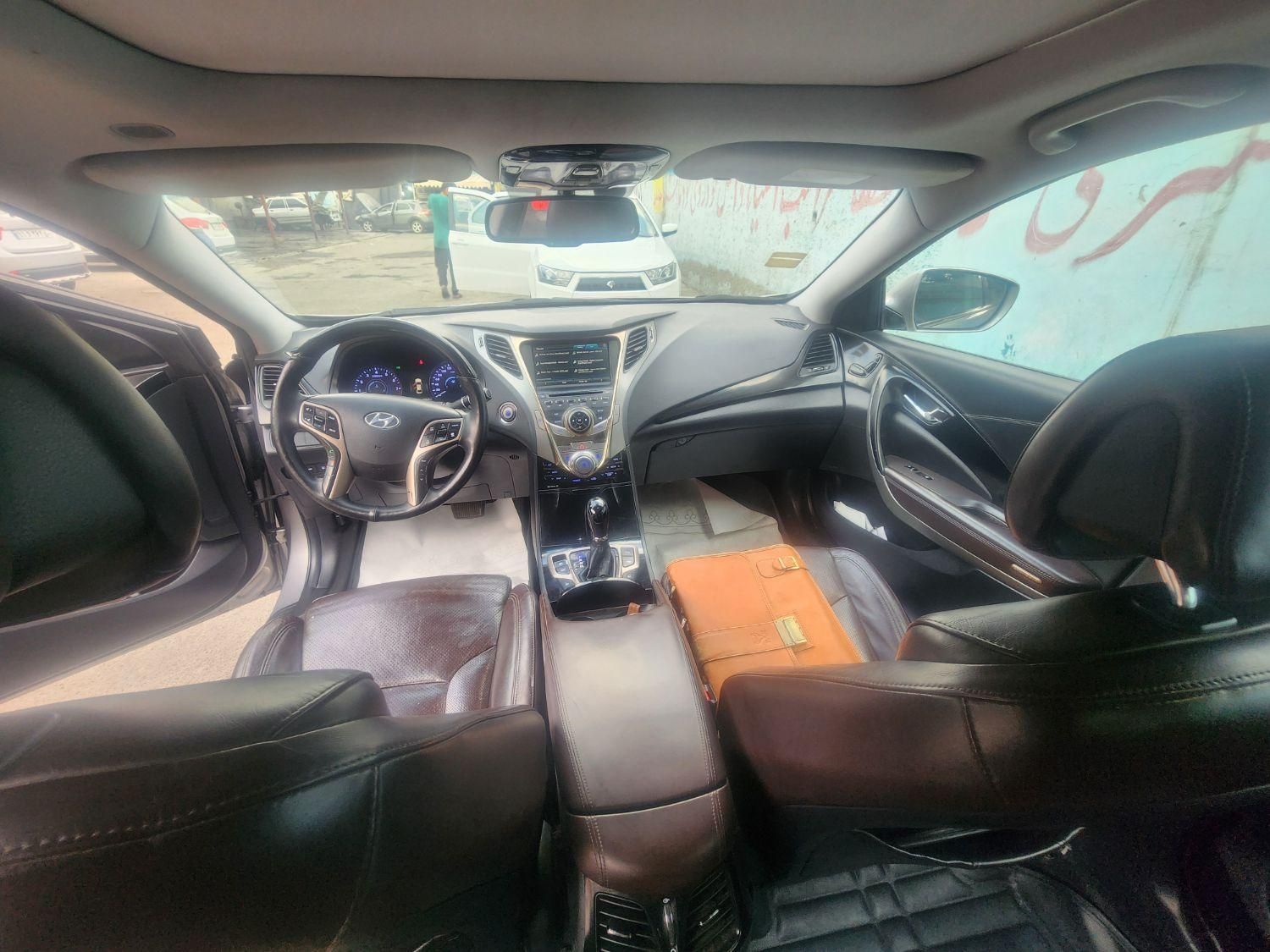 هیوندای آزرا (گرنجور) 3000cc - 2012