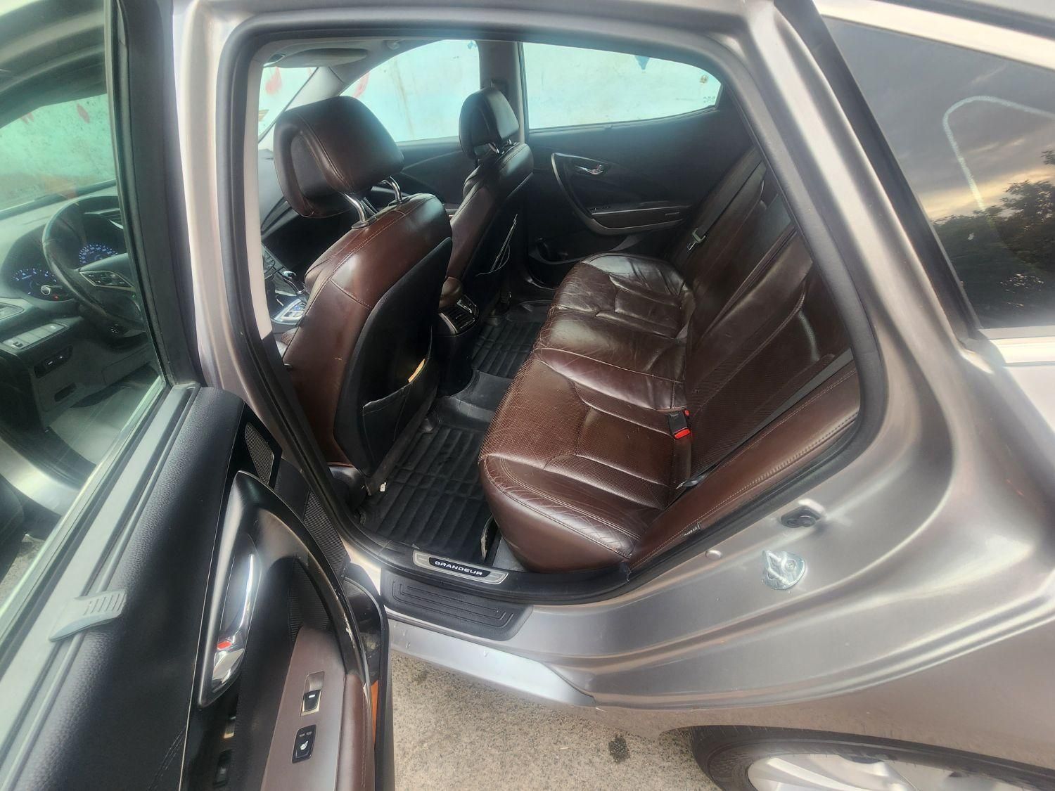 هیوندای آزرا (گرنجور) 3000cc - 2012