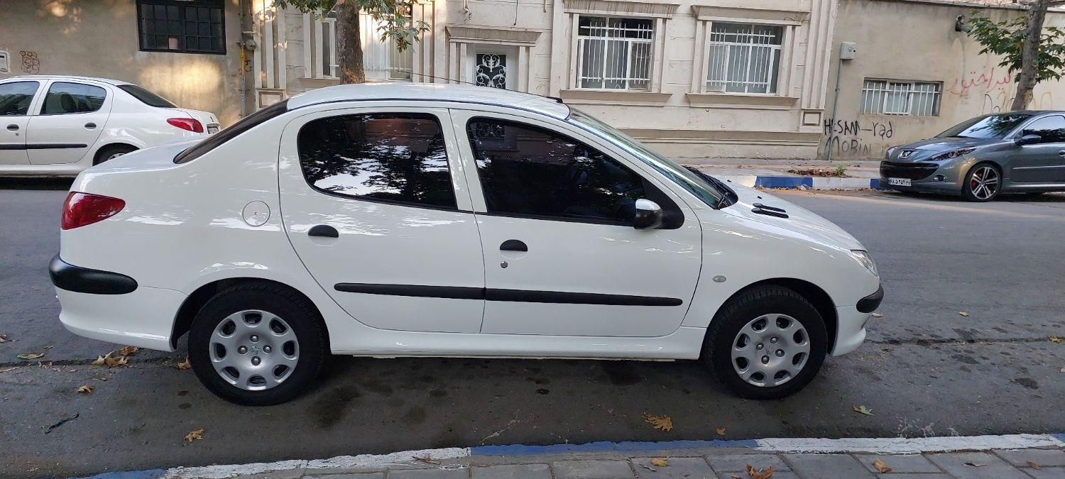 پژو ۲۰۶ صندوق دار v8 - 1400