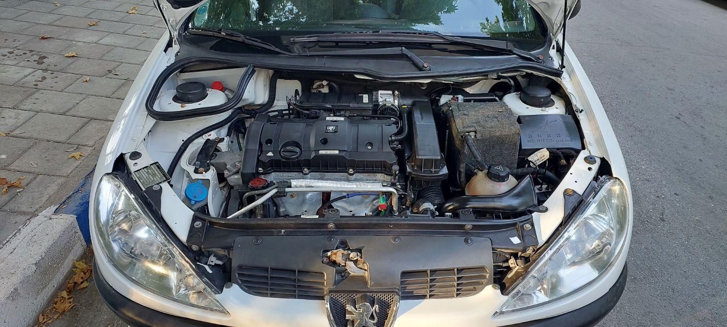 پژو ۲۰۶ صندوق دار v8 - 1400