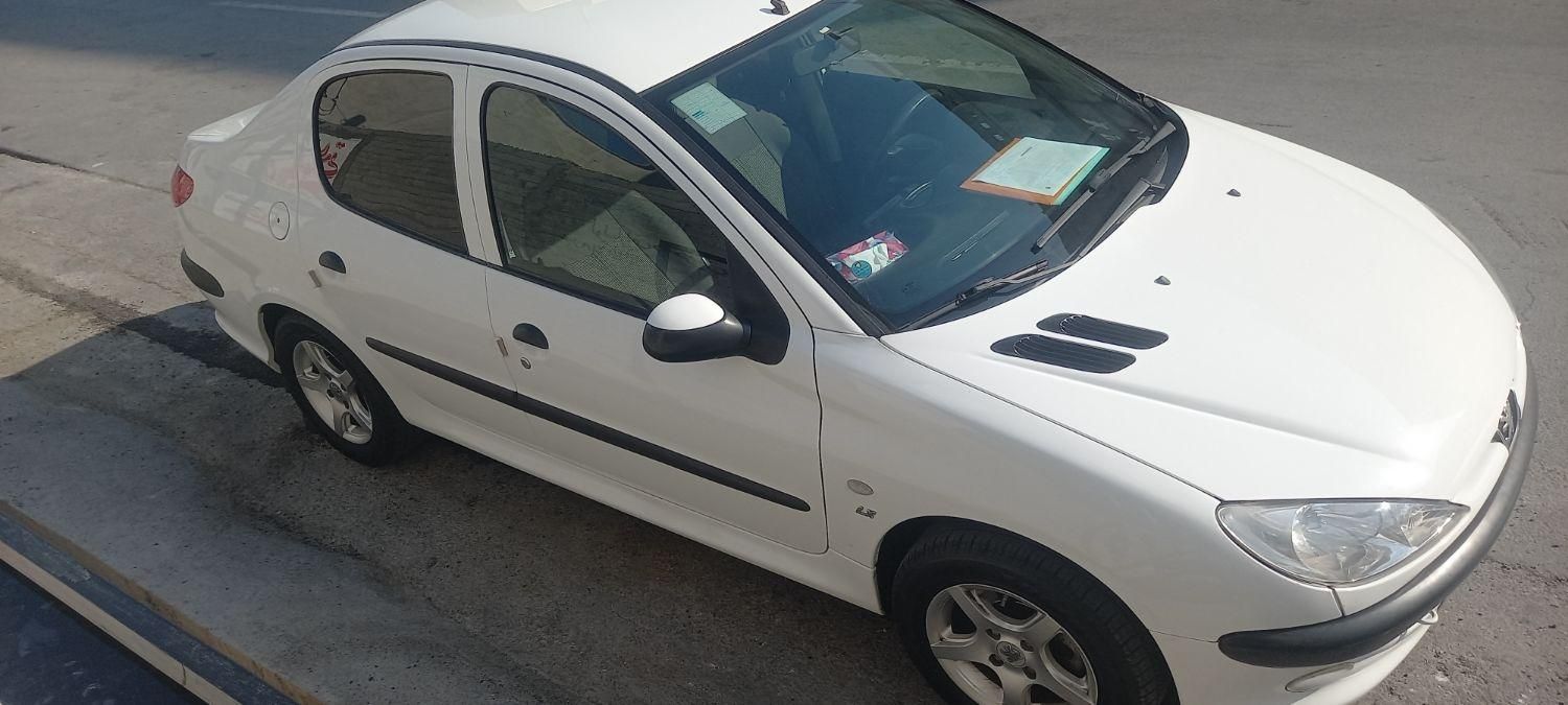 پژو ۲۰۶ صندوق دار v8 - 1397