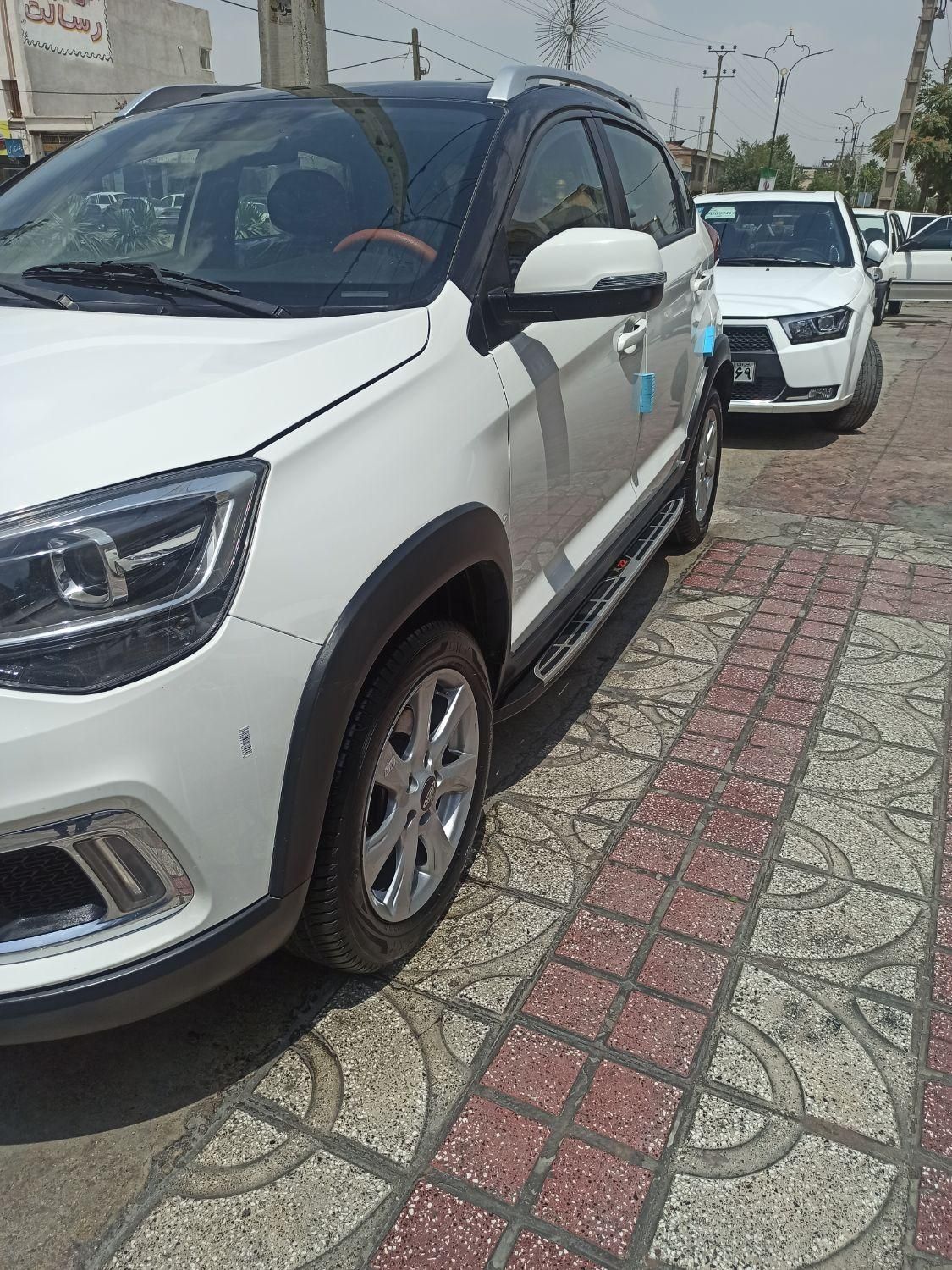 ام وی ام X22 دنده ای اسپرت لاکچری - 1400