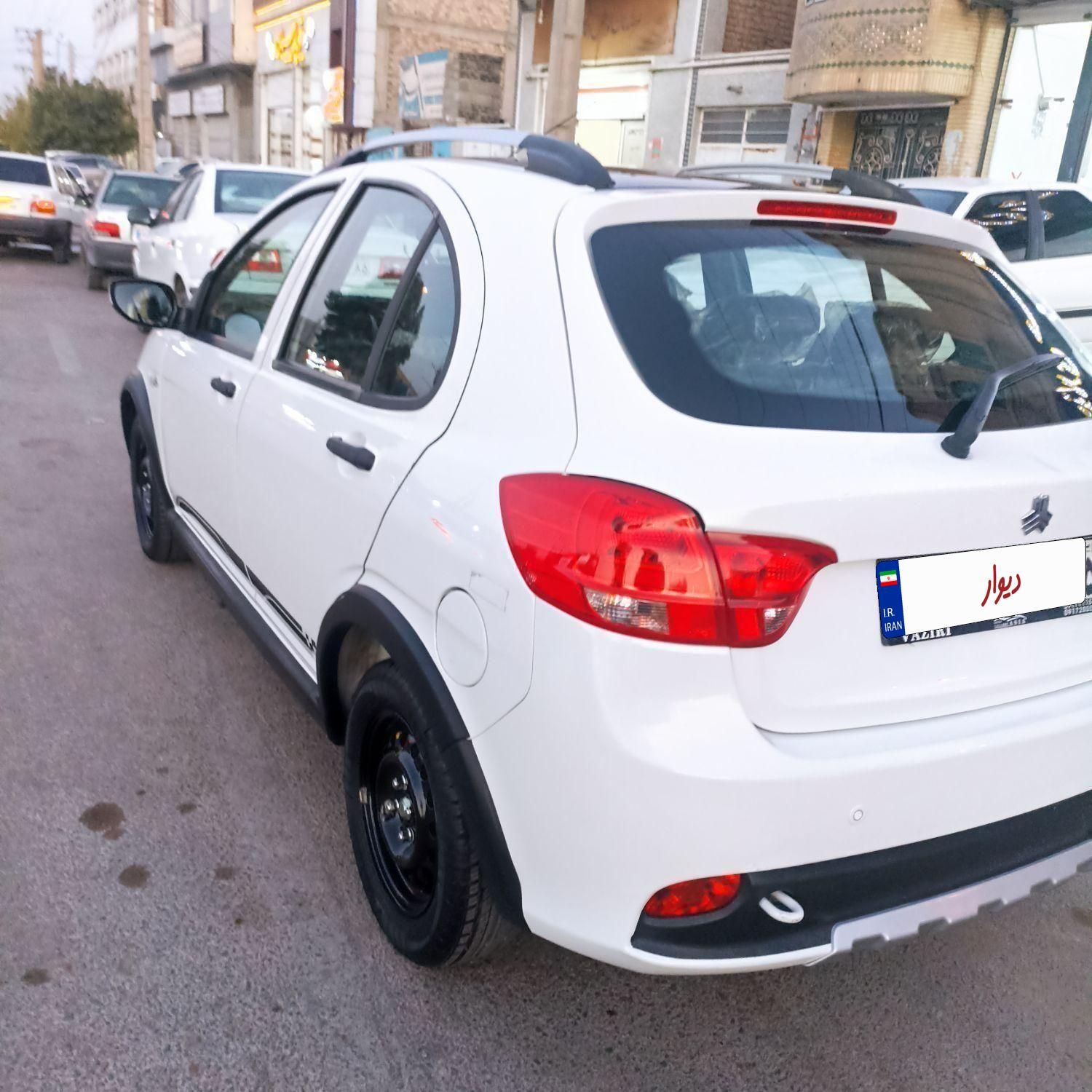 خودرو کوییک، R آگهی ann_19542173
