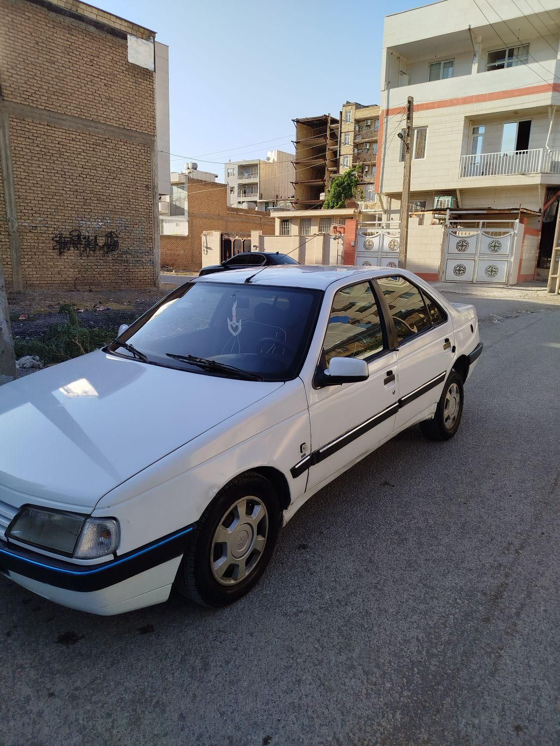 پژو 405 GLX - 1381