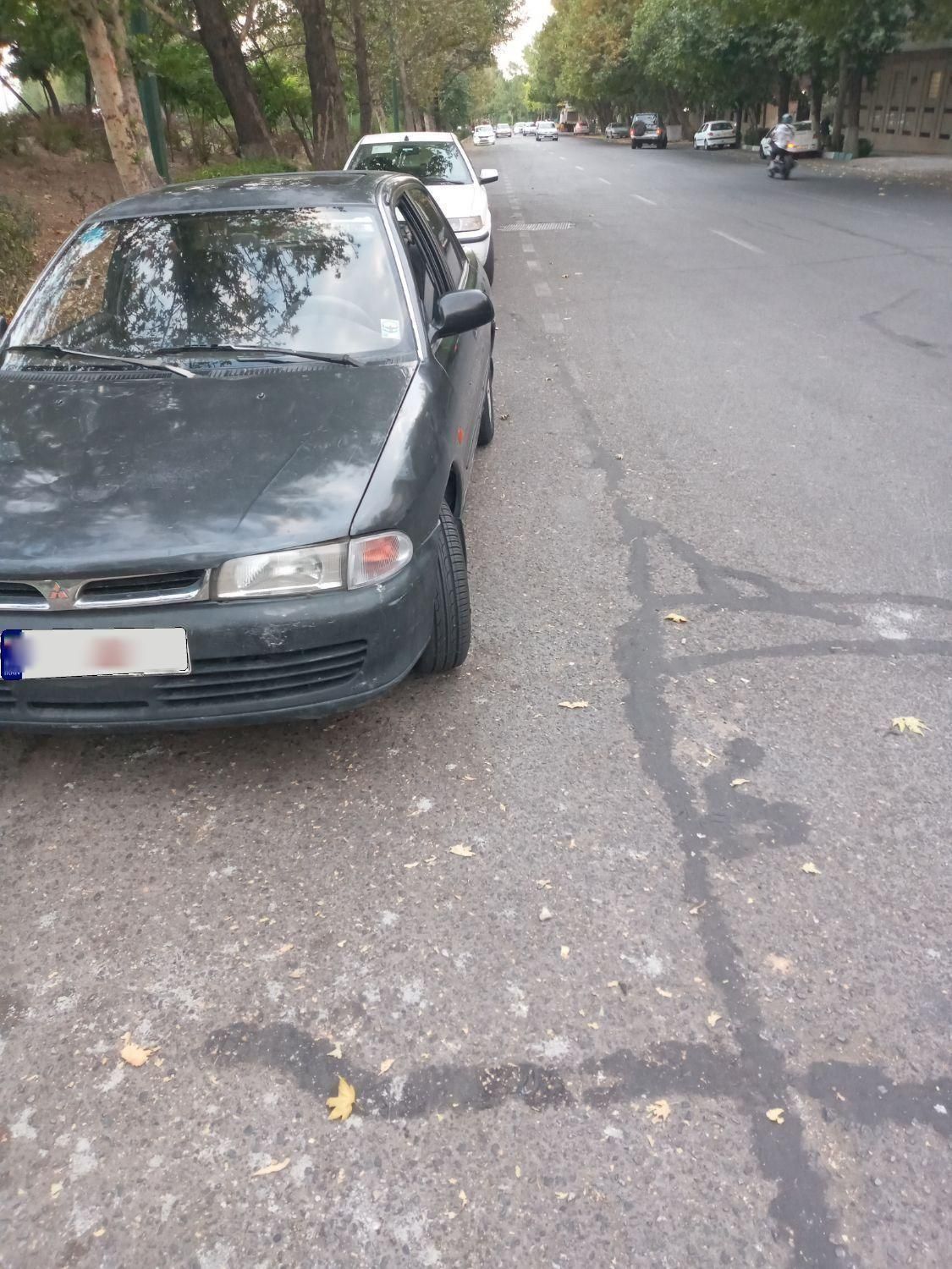 میتسوبیشی لنسر 1.6 لیتر دنده ای - 1993