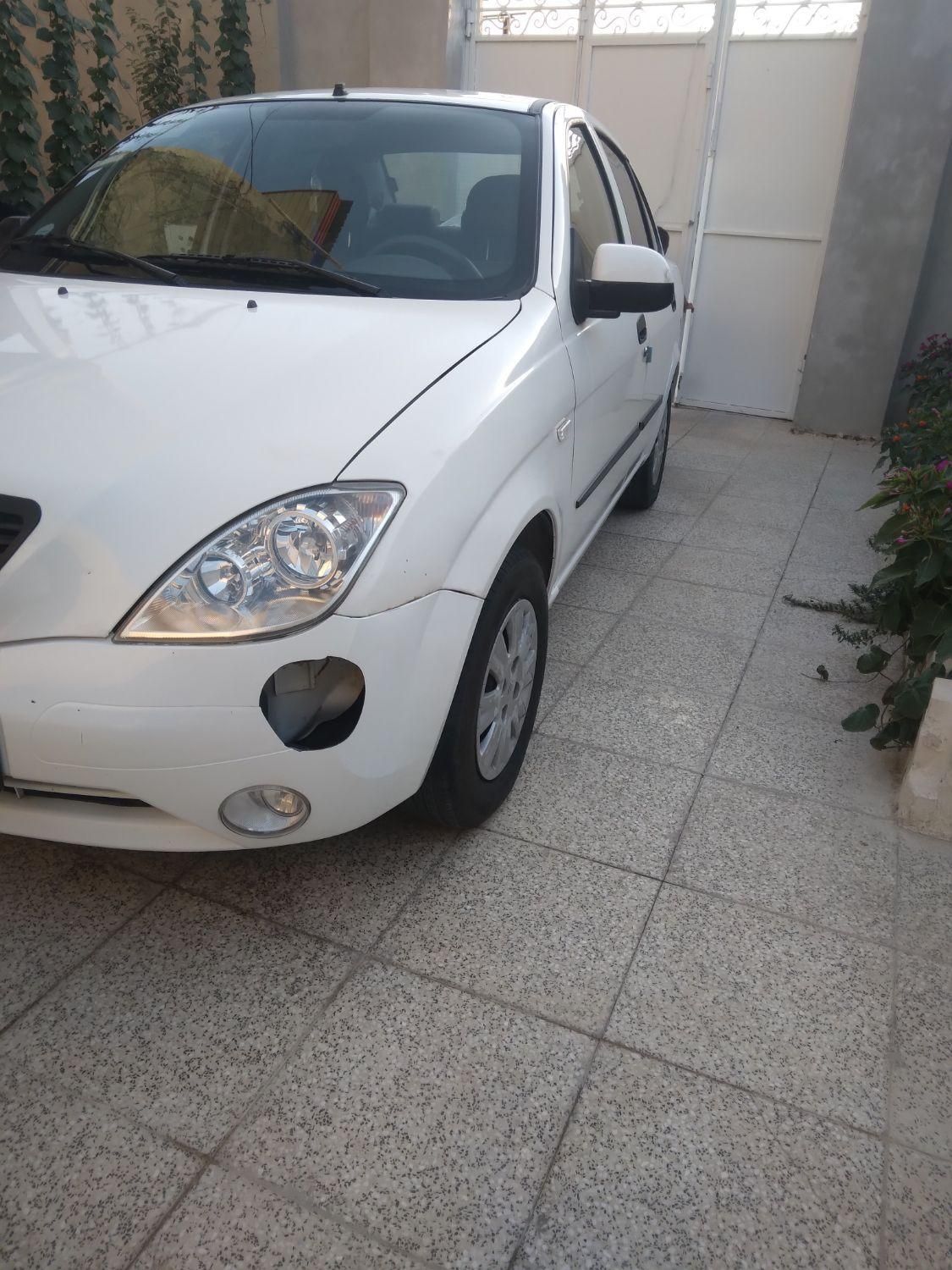 تیبا صندوق دار SX - 1400
