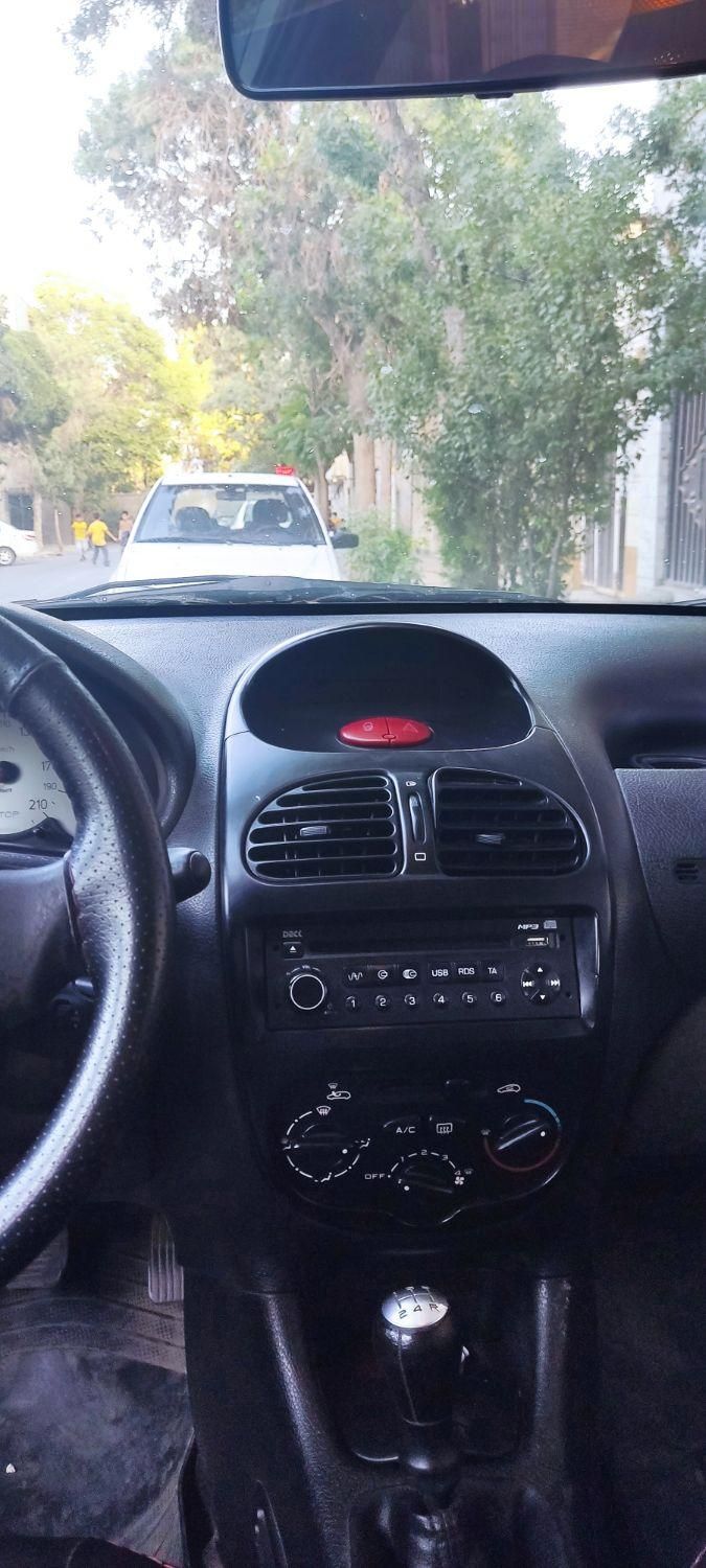 پژو ۲۰۶ صندوق دار v20 - 1390