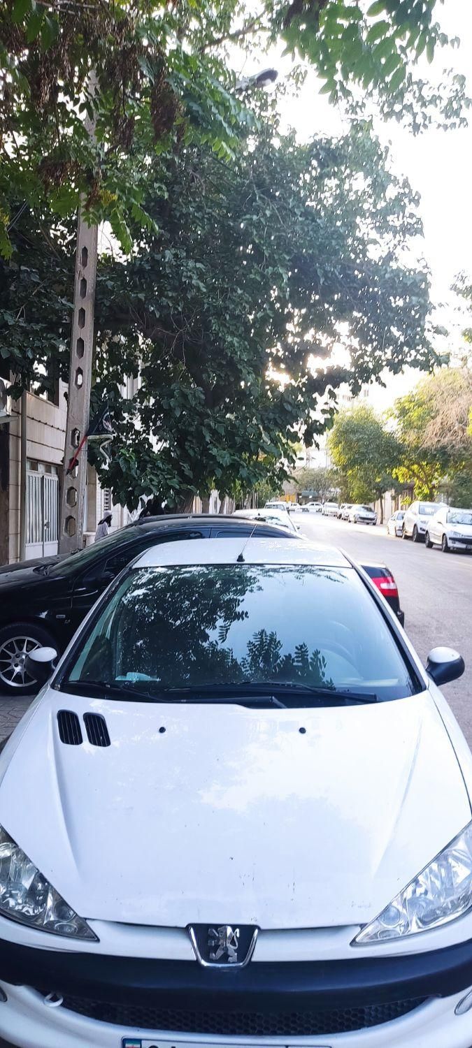 پژو ۲۰۶ صندوق دار v20 - 1390