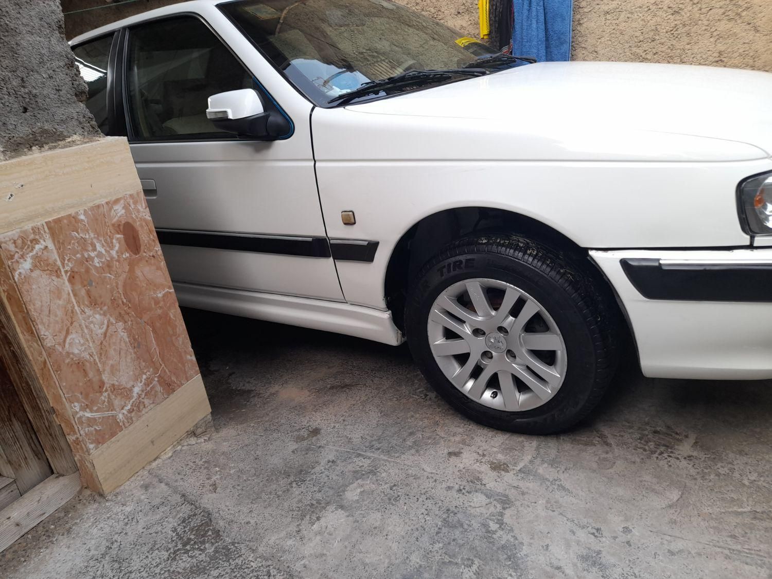 پژو پارس XU7ساده - 1390