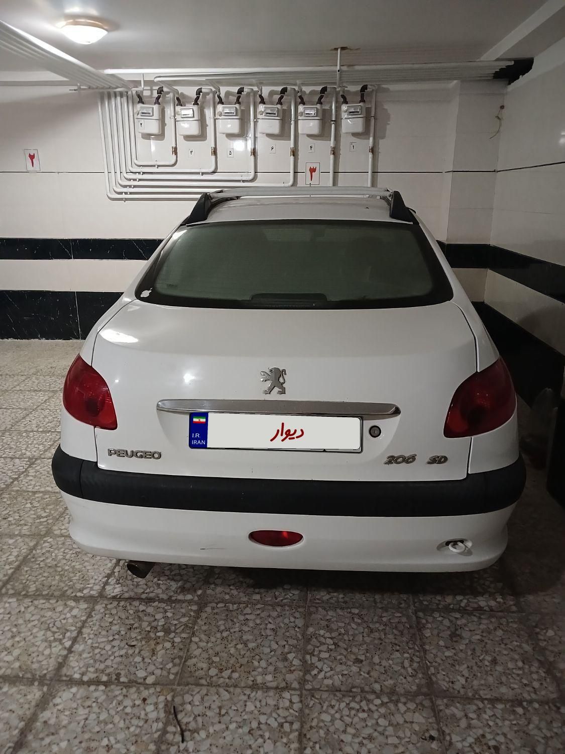 پژو ۲۰۶ صندوق دار v8 - 1394
