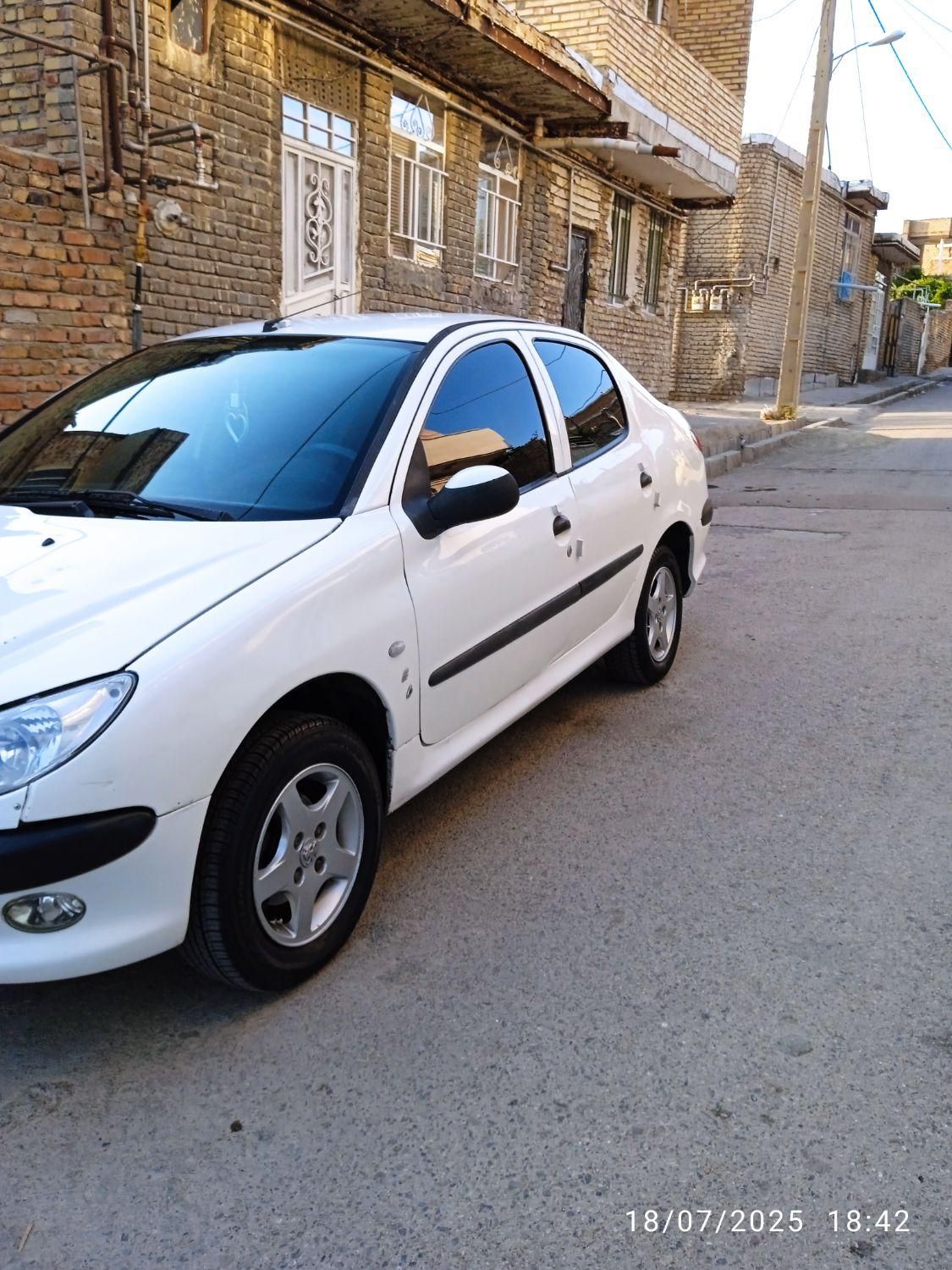 پژو ۲۰۶ صندوق دار v20 - 1387