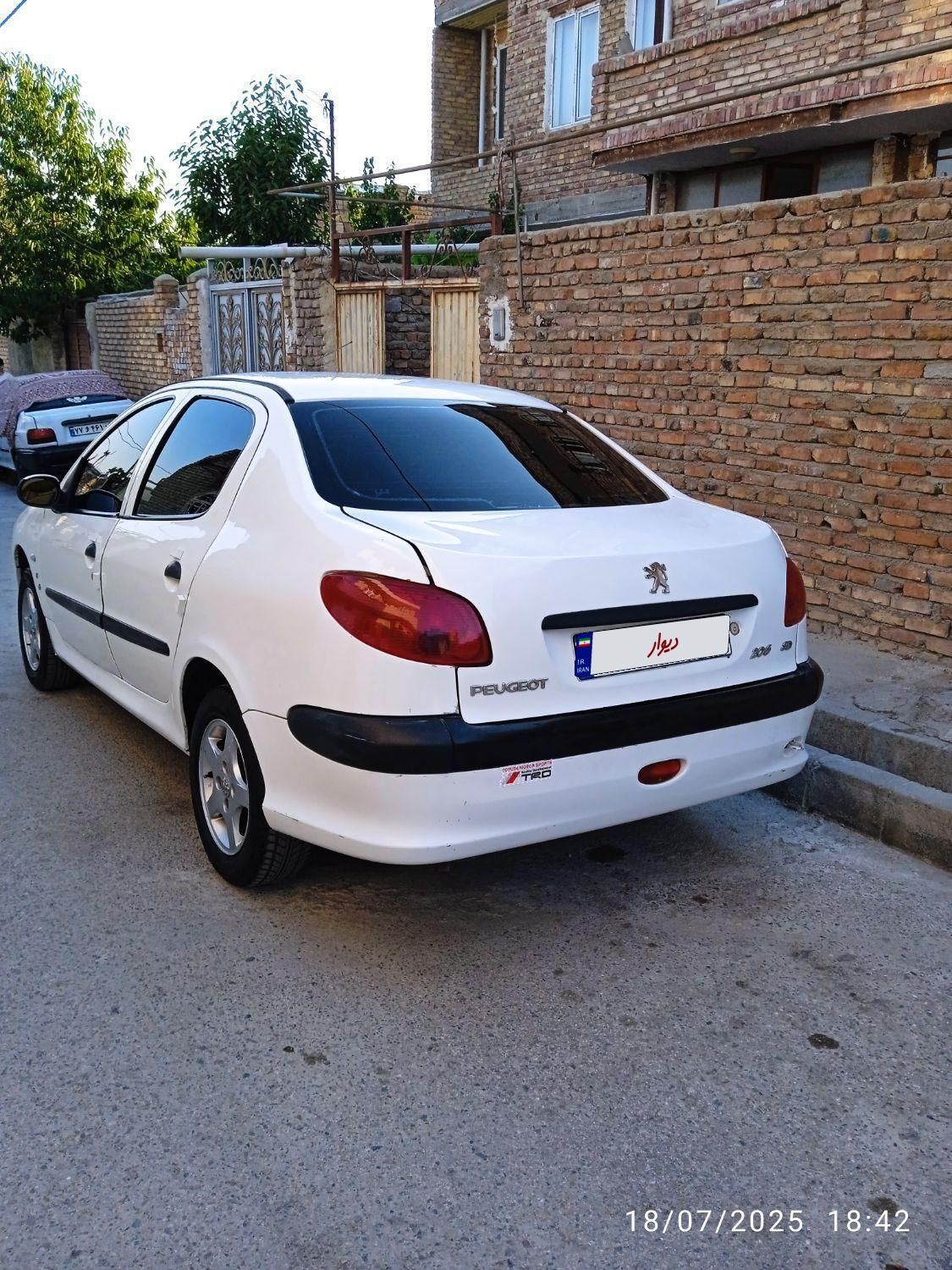 پژو ۲۰۶ صندوق دار v20 - 1387