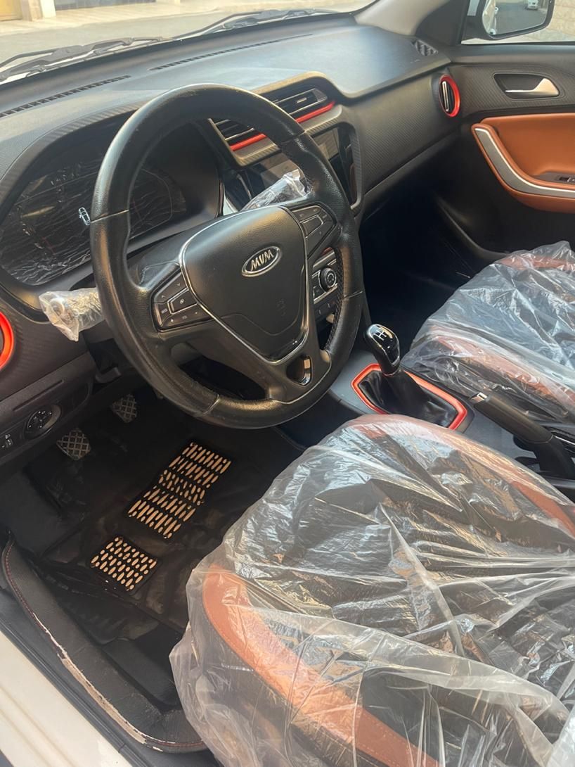 ام وی ام X22 دنده ای اسپرت اکسلنت - 1397
