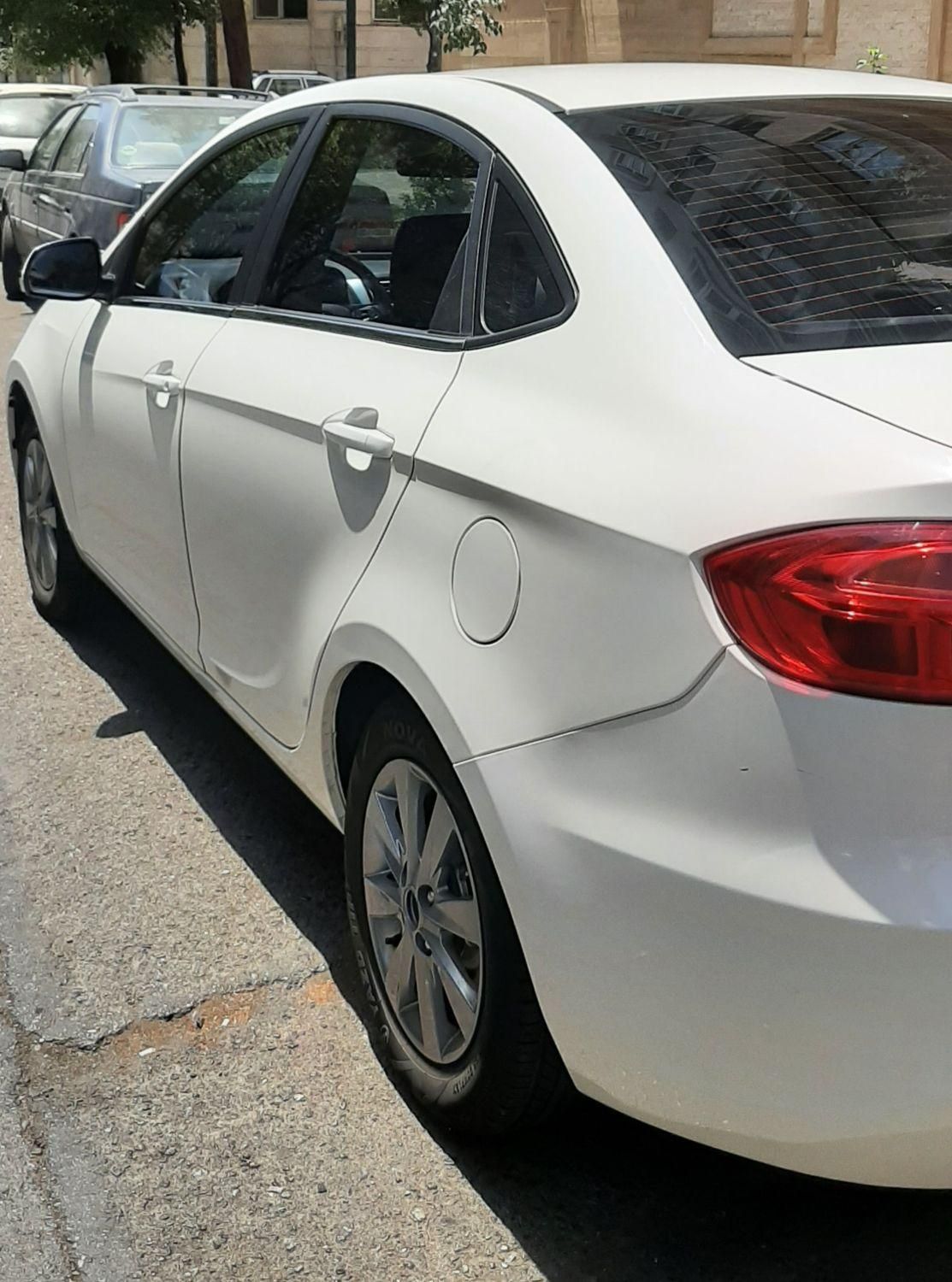 جک J4 اتوماتیک ساده - 1402