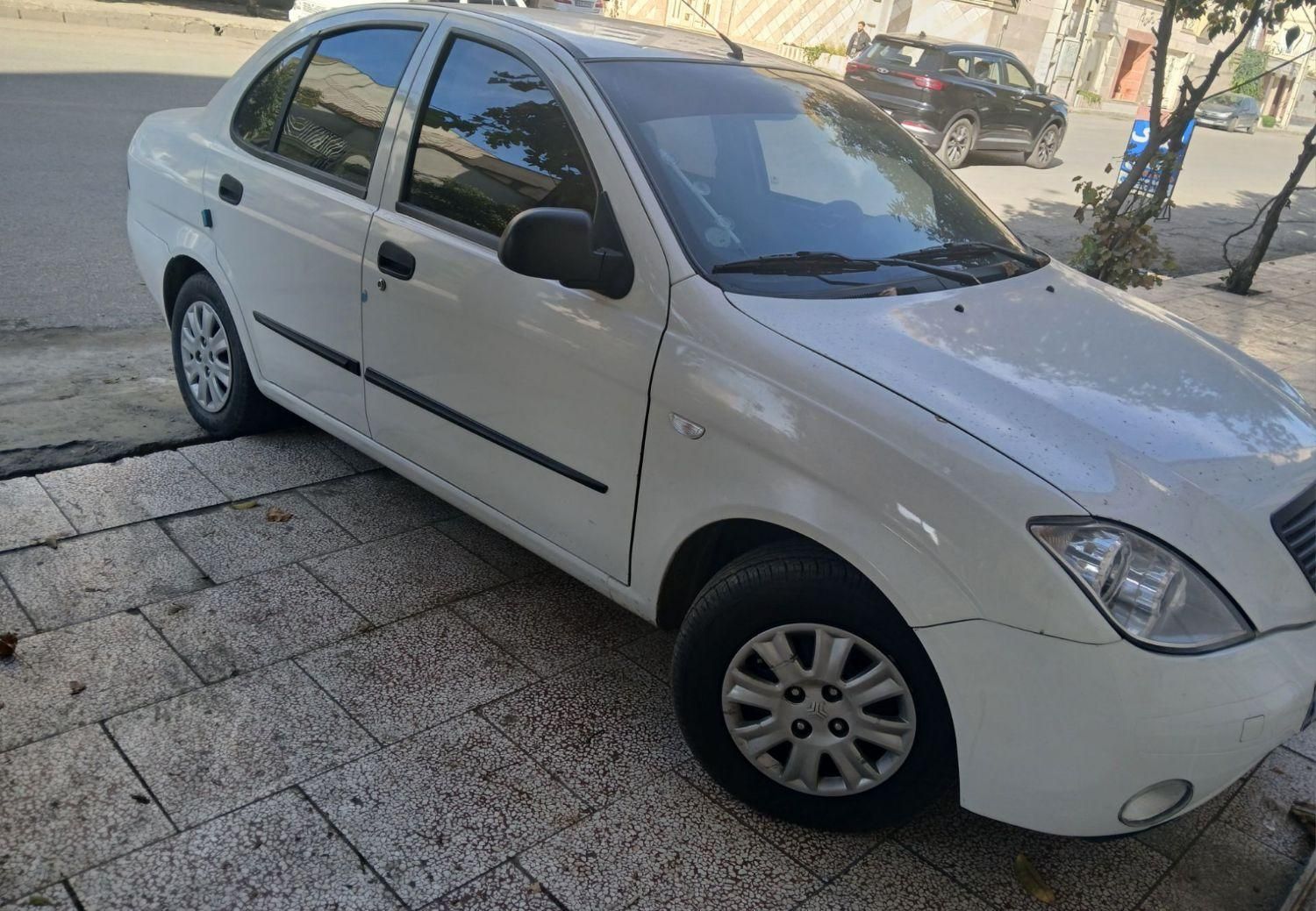تیبا صندوق دار SX - 1400