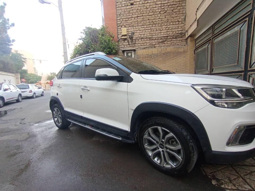 خودرو ام وی ام، X22 آگهی ann_19543011