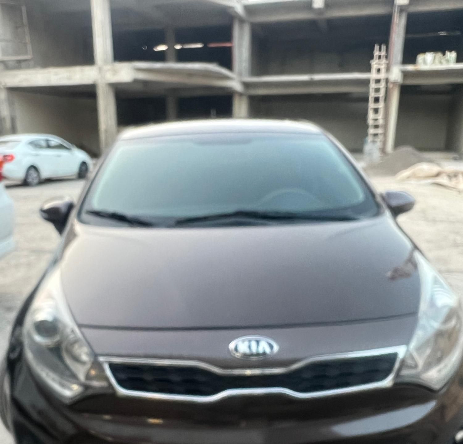 کیا ریو هاچ بک فول UB - 2015