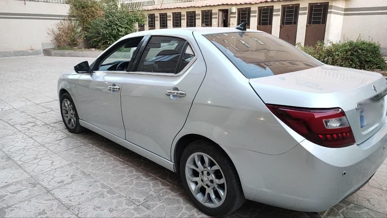 دنا پلاس توربو اتوماتیک - 1401