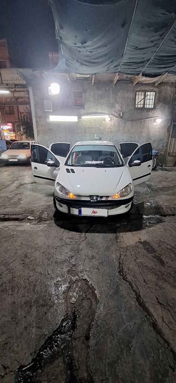 پژو ۲۰۶ صندوق دار v8 - 1389