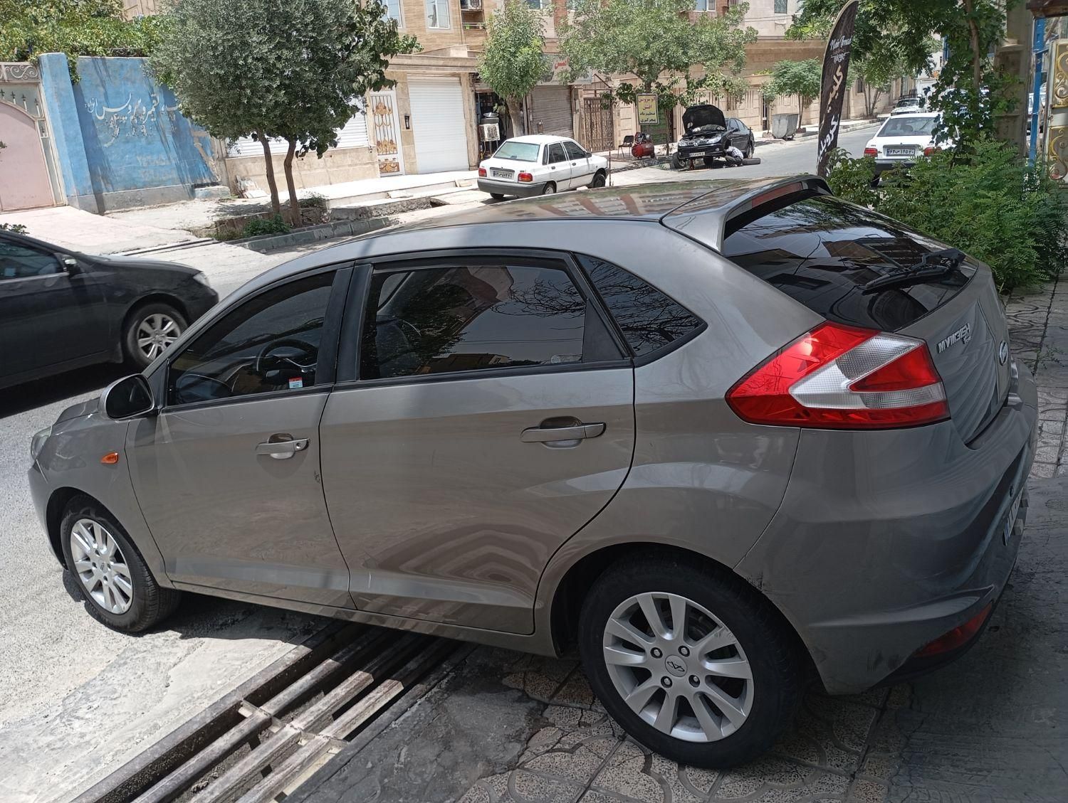 ام وی ام 315 هاچ بک اسپرت لاکچری - 1394