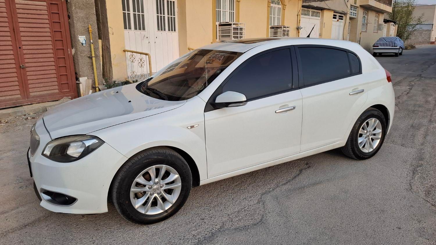 خودرو برلیانس، H320 آگهی ann_19543492