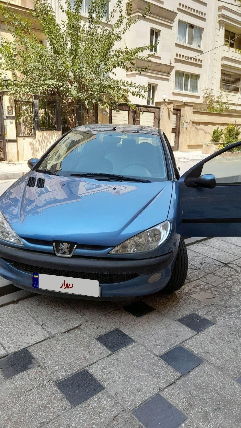 پژو ۲۰۶ صندوق دار v8 - 1394