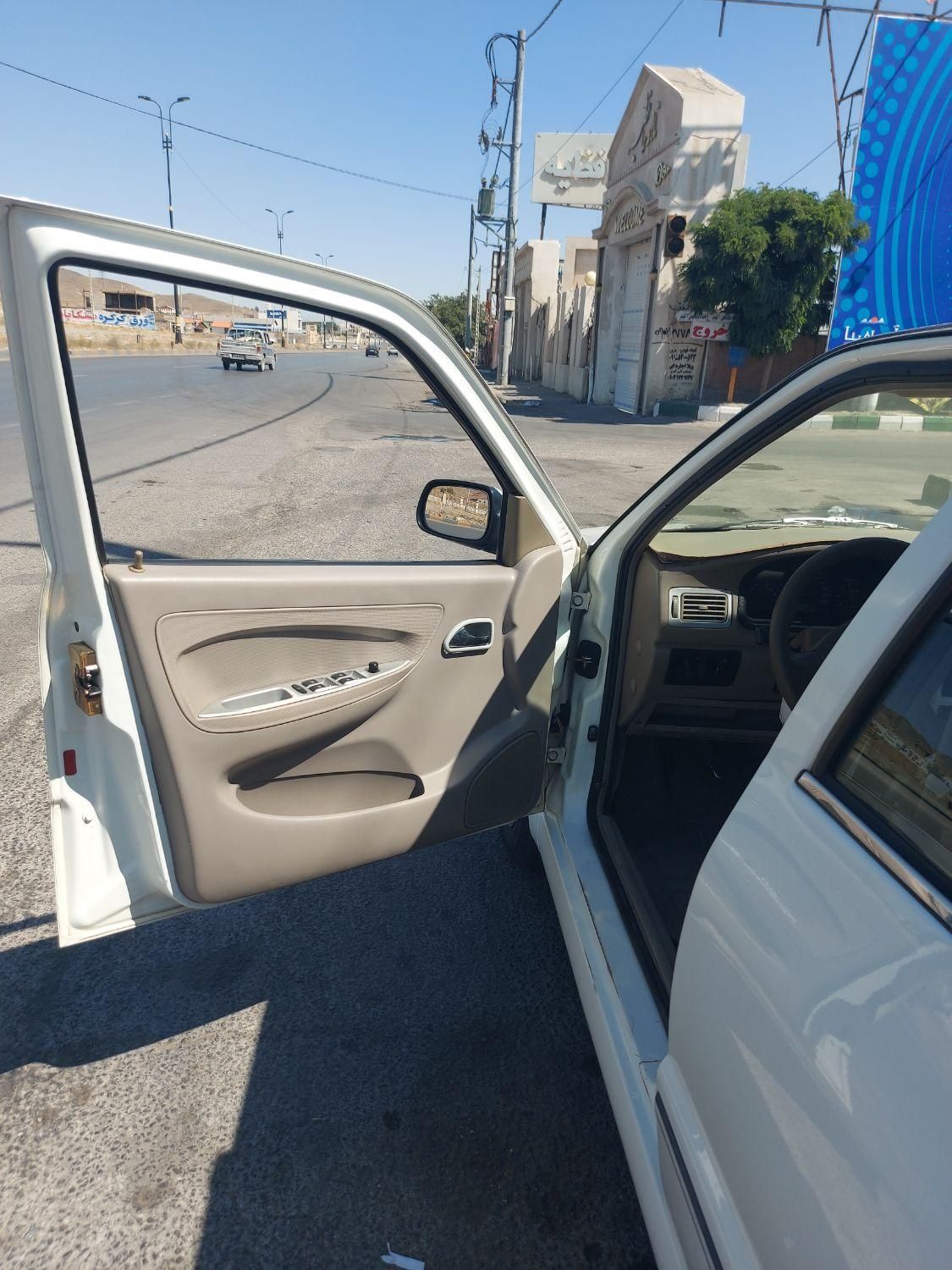 چری ویانا دنده ای - 1389
