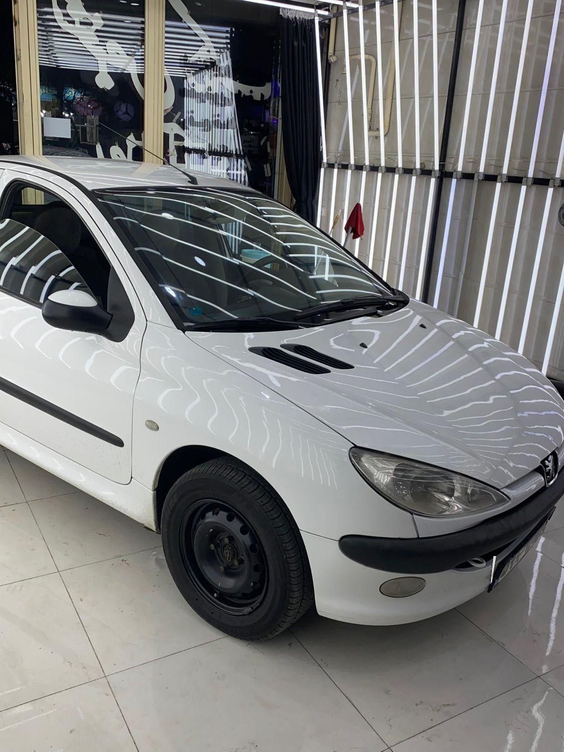 پژو ۲۰۶ صندوق دار v8 - 1394