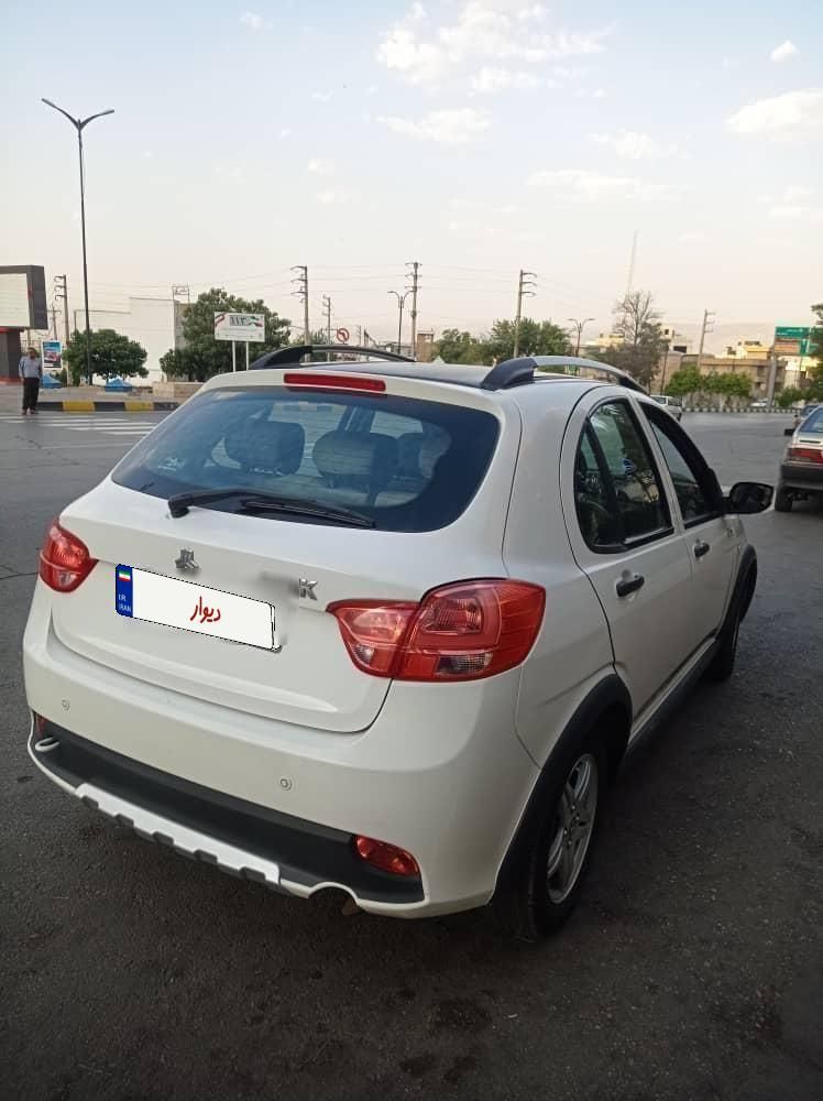 خودرو کوییک، R آگهی ann_19543694