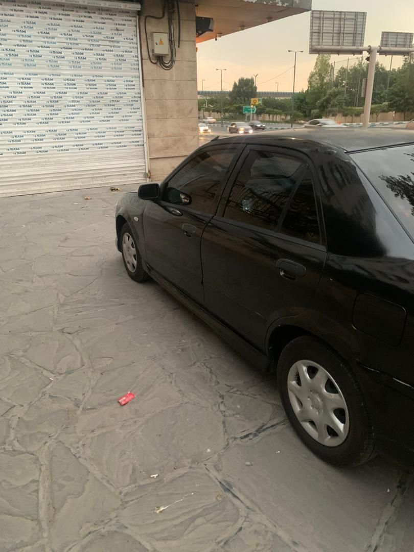 مزدا 323 دنده ای - 1380