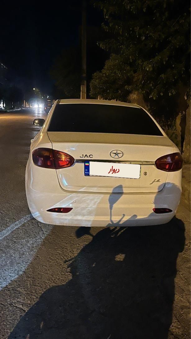 جک J4 اتوماتیک ساده - 1403