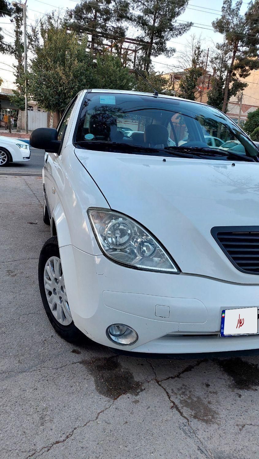 تیبا صندوق دار SX - 1401