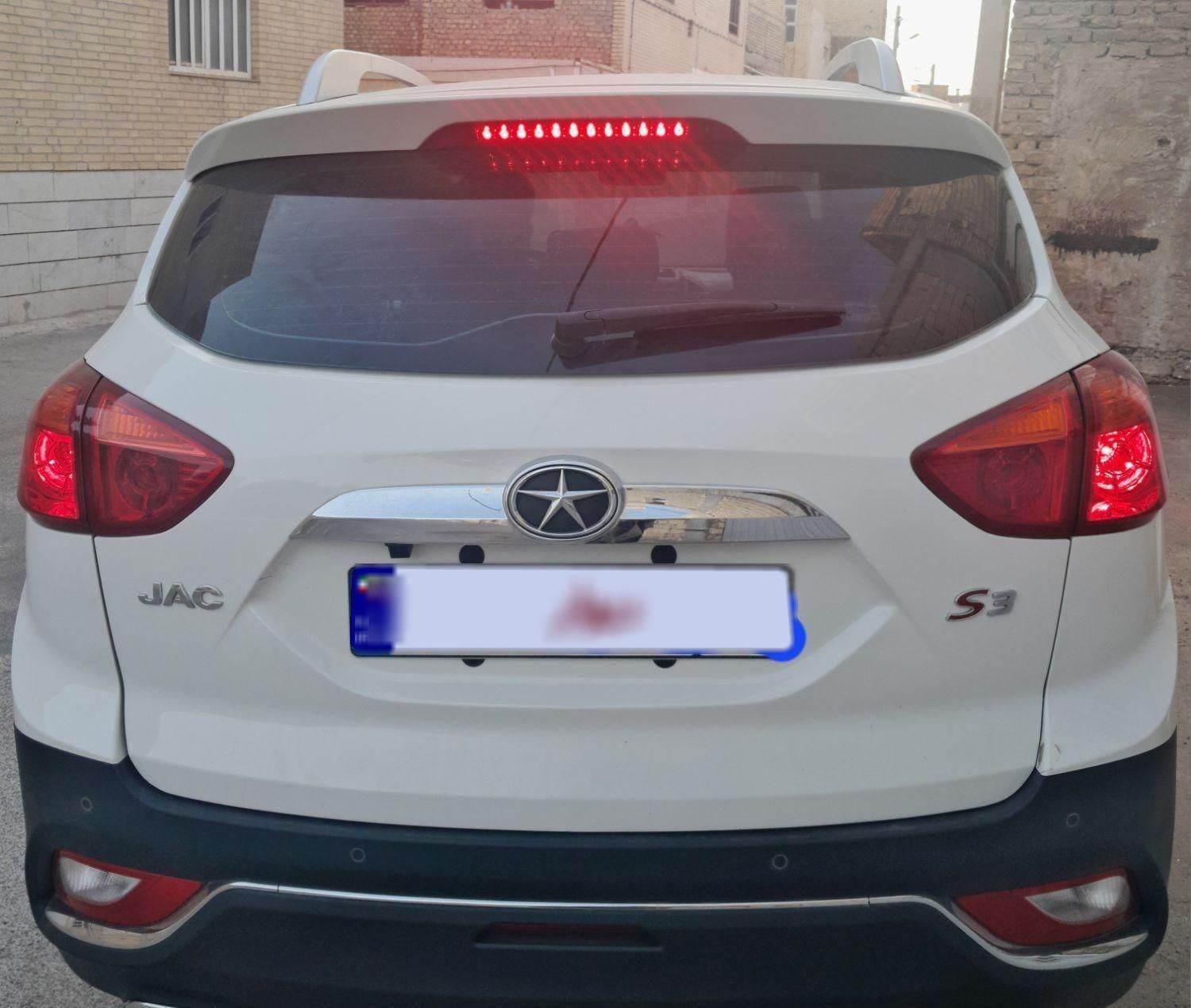 جک S3 اتوماتیک - 1402
