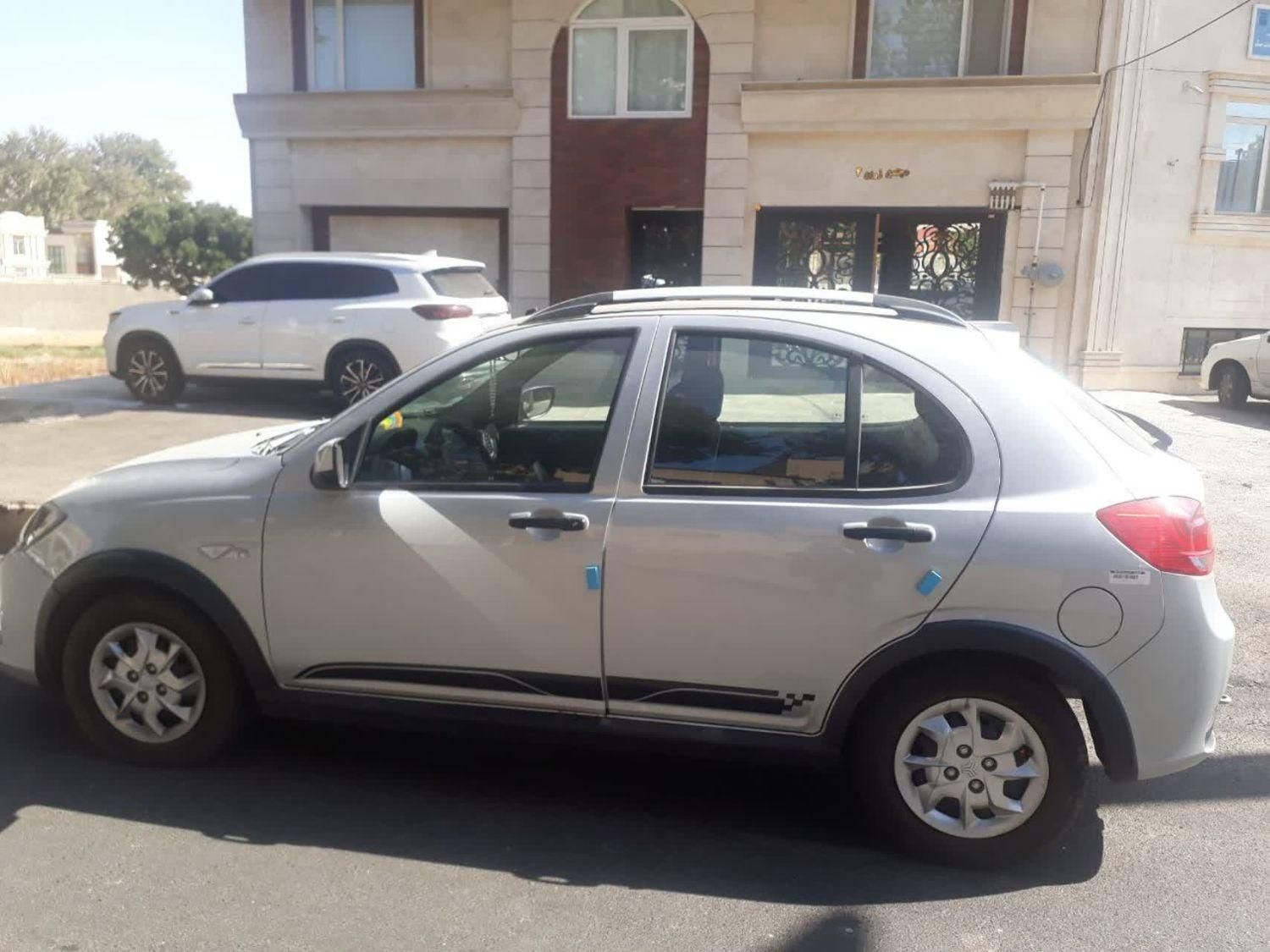 کوییک R دنده‌ای - 1402