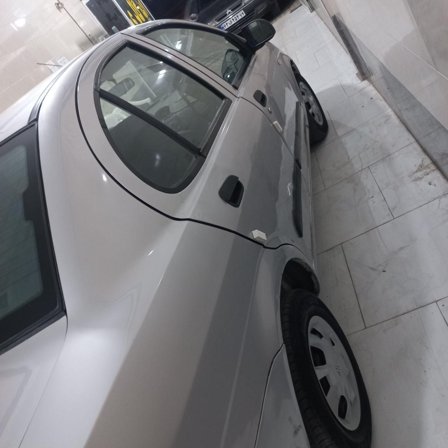تیبا صندوق دار SX - 1389
