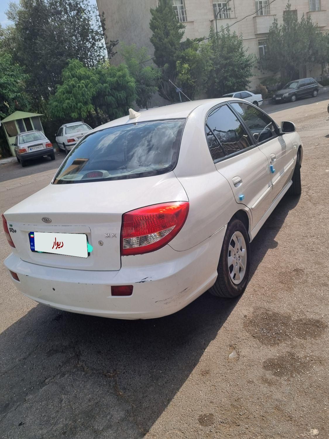 کیا ریو صندوقدار نیمه فول UB - 1389