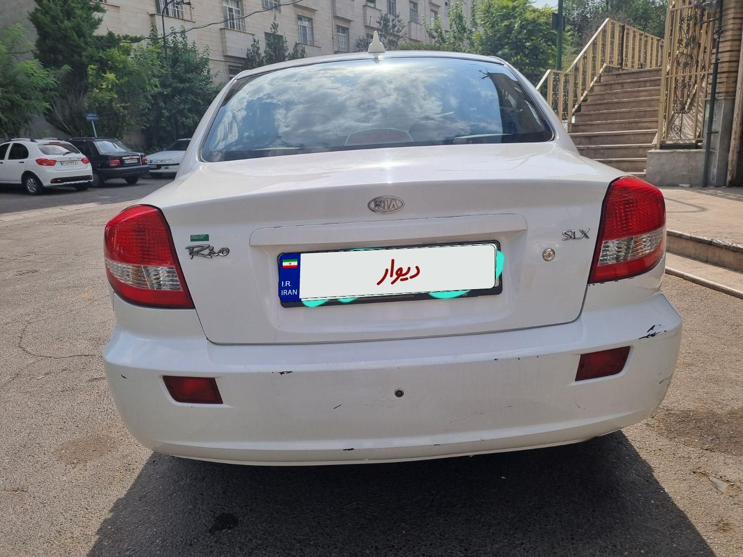 کیا ریو صندوقدار نیمه فول UB - 1389