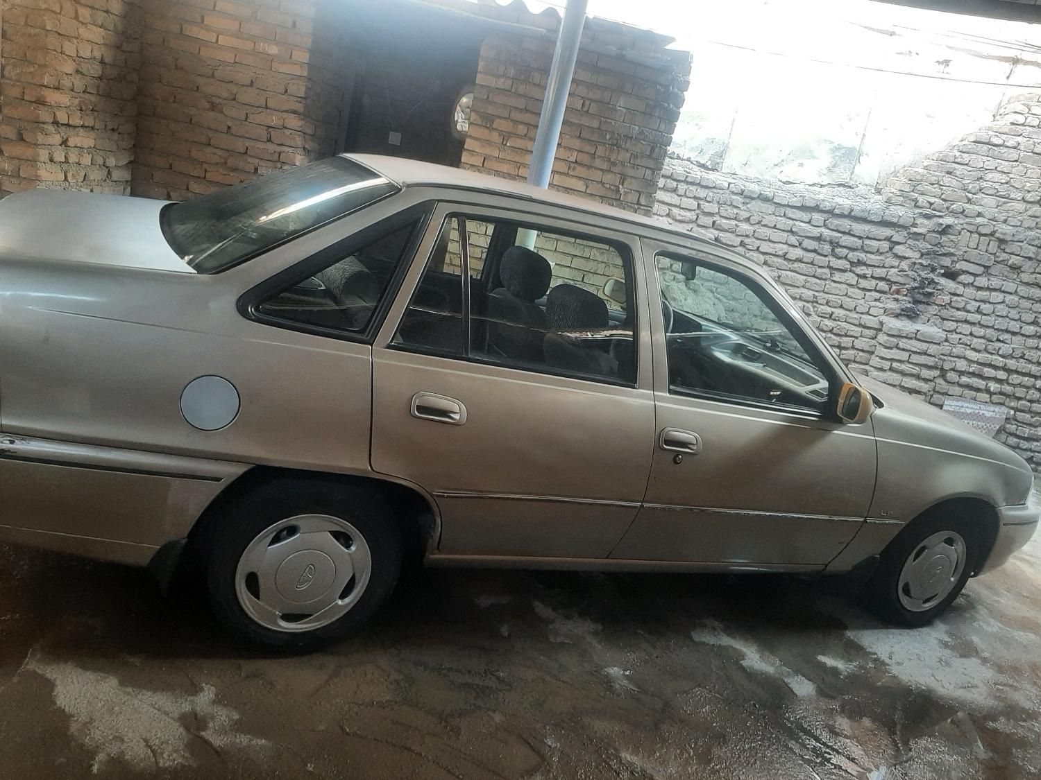 دوو سیلو سدان - 1381