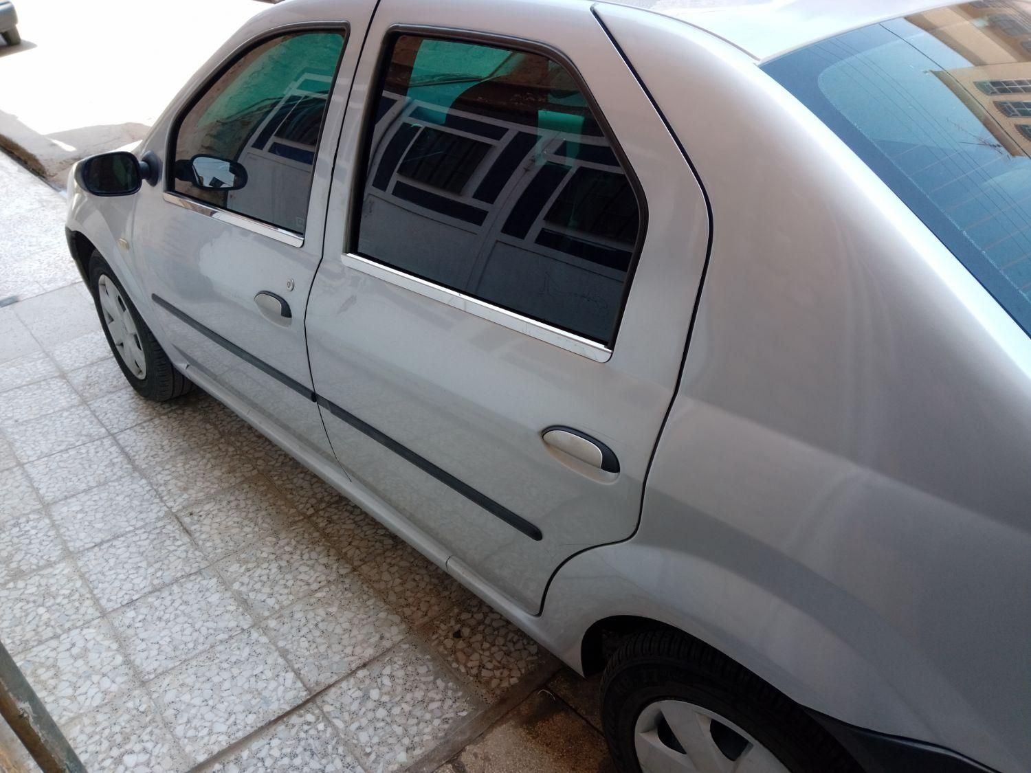 خودرو رنو، تندر 90 آگهی ann_19544687
