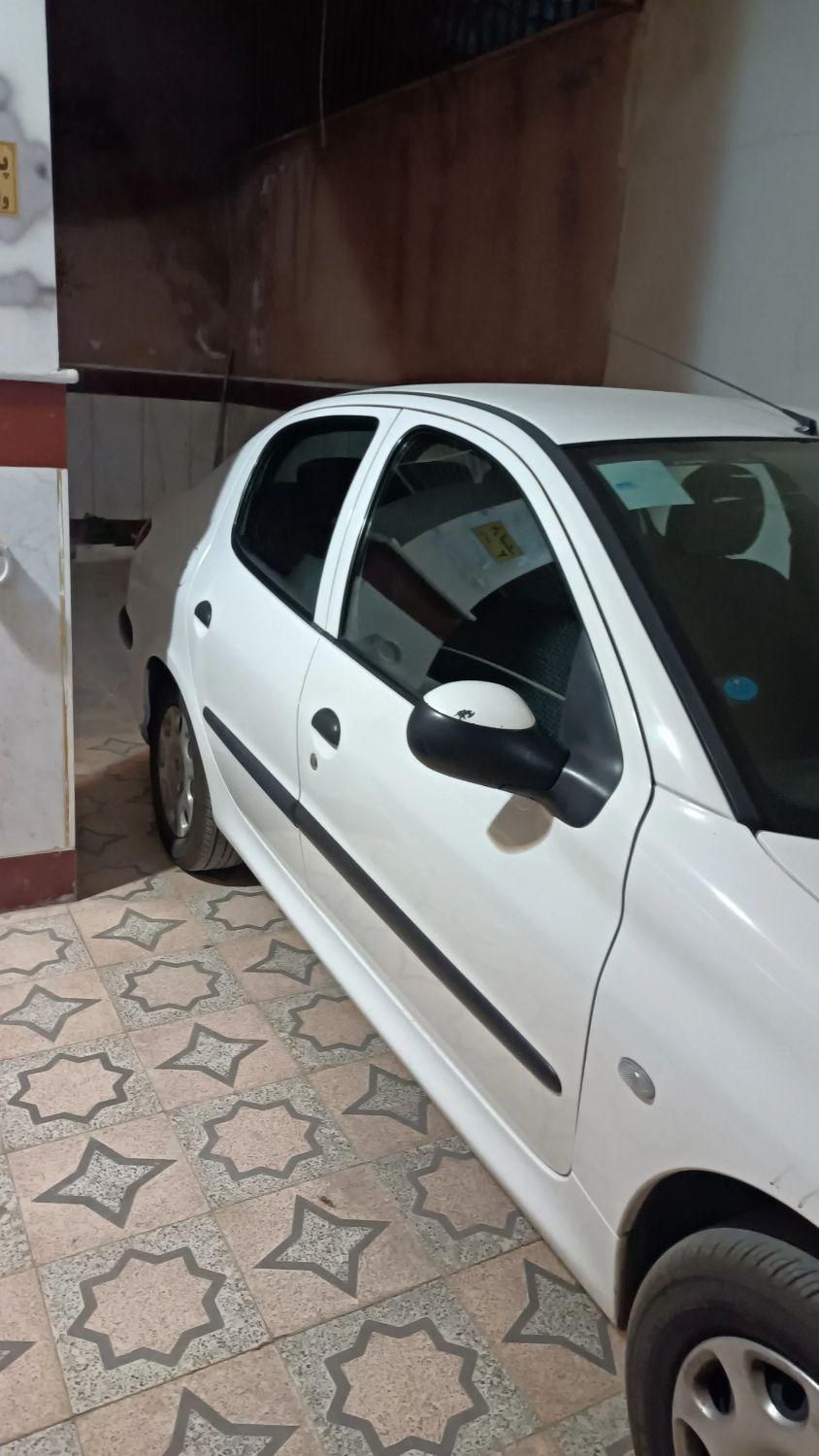 پژو ۲۰۶ صندوق دار v8 - 1395