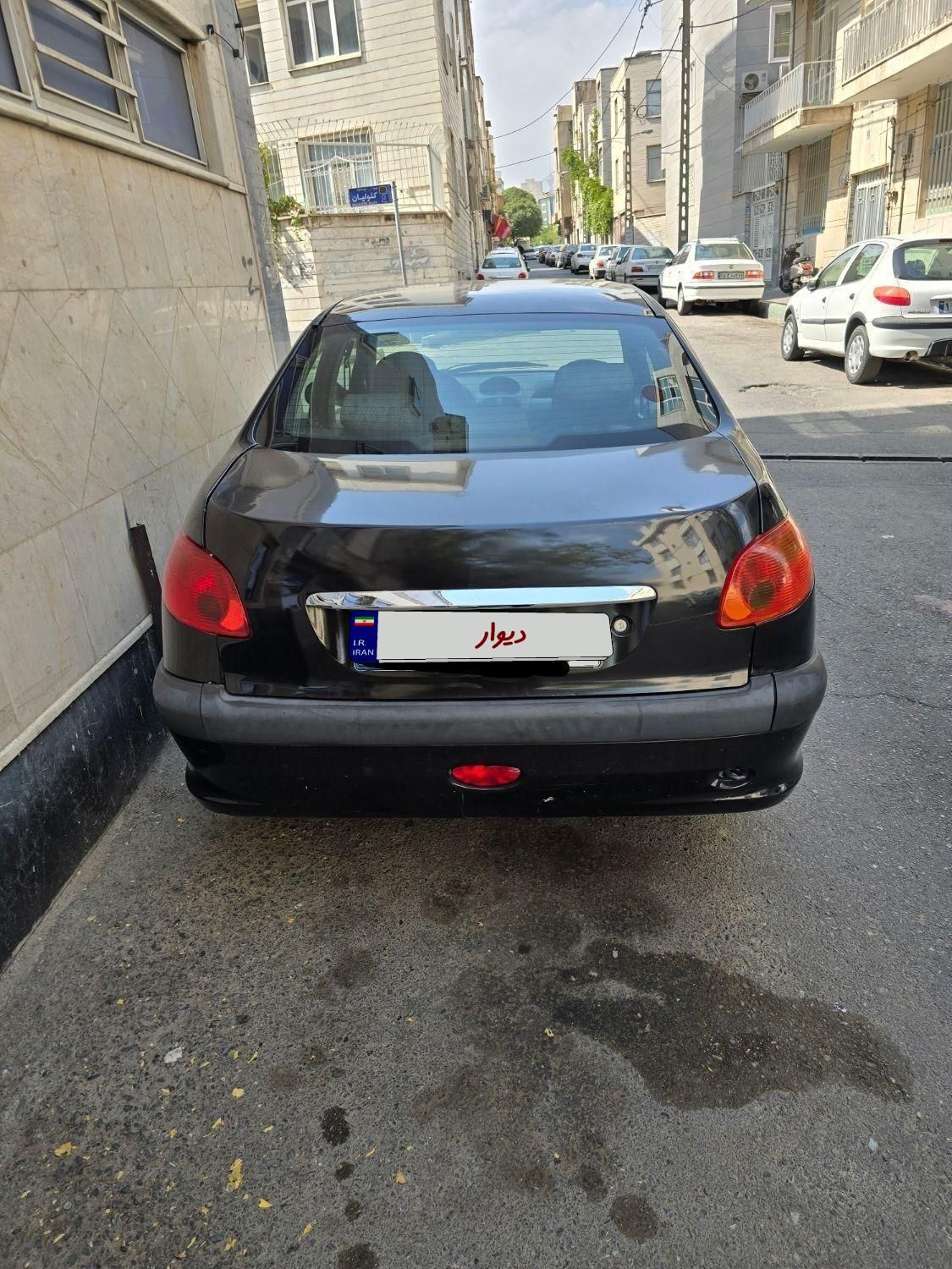 پژو ۲۰۶ صندوق دار v8 - 1392
