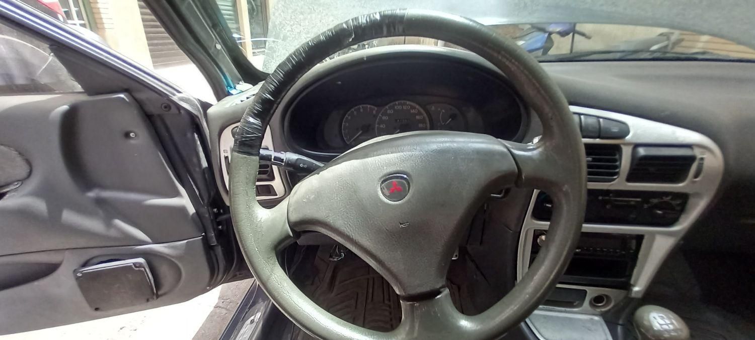 میتسوبیشی لنسر 1.6 لیتر دنده ای - 1993