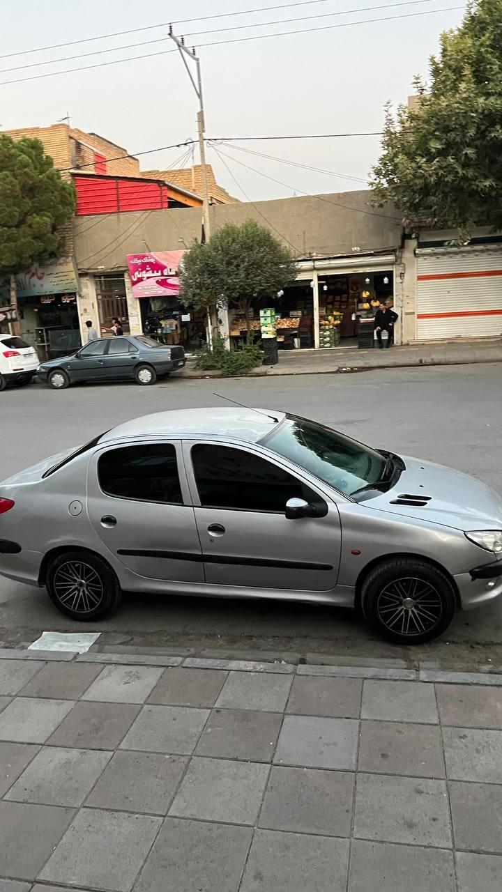 پژو ۲۰۶ صندوق دار v2 - 1387