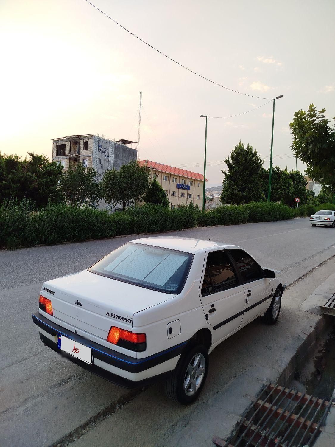 پژو 405 SLX بنزینی TU5 - 1395
