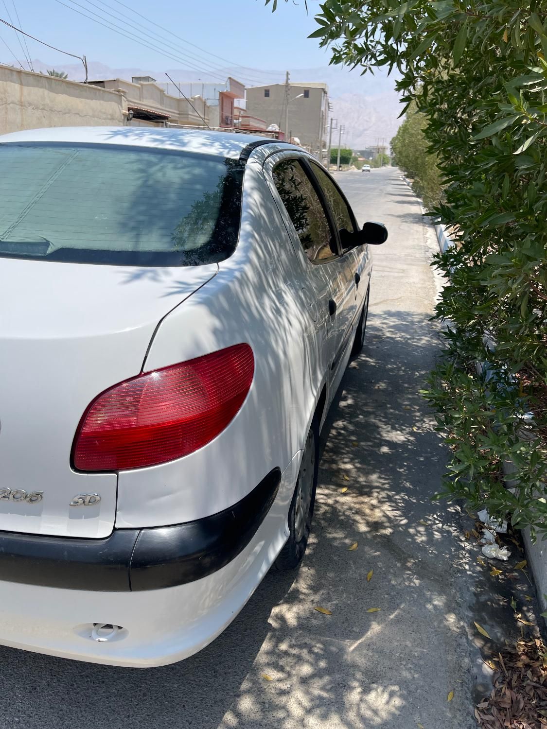 پژو ۲۰۶ صندوق دار v20 - 1386