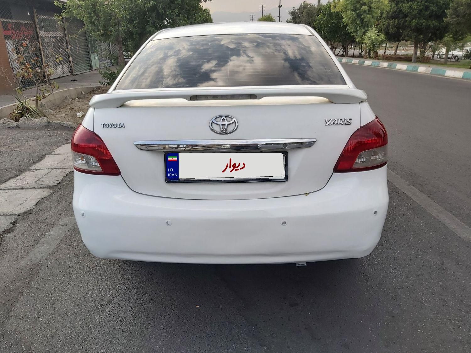 تویوتا یاریس XP150 آپشنال - 2011