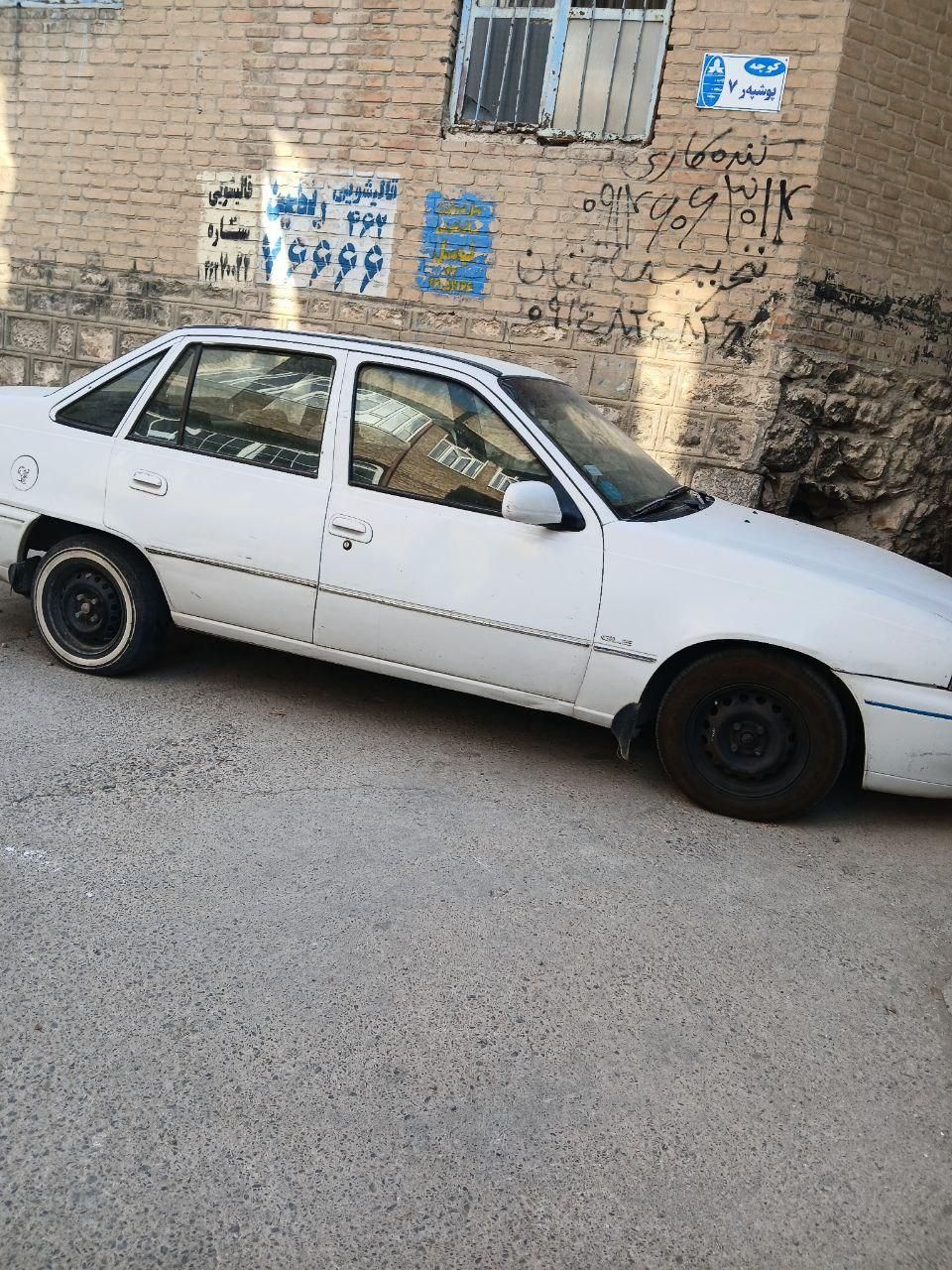 دوو سیلو سدان - 1380
