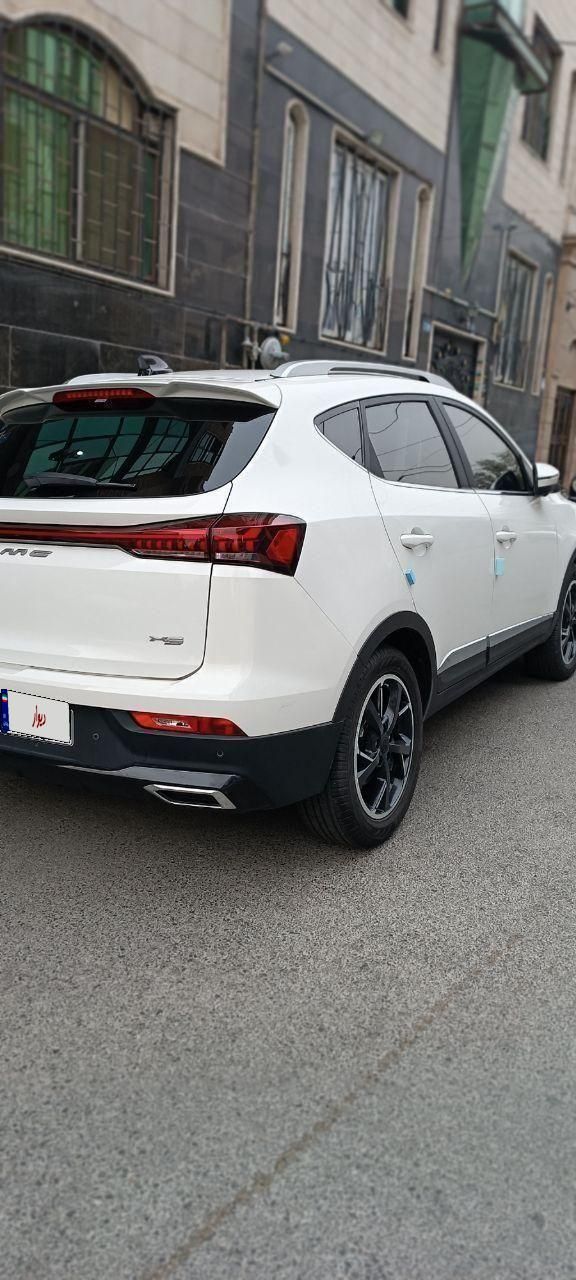 کی ام سی X5 ۱.۵ لیتر توربو - 2024