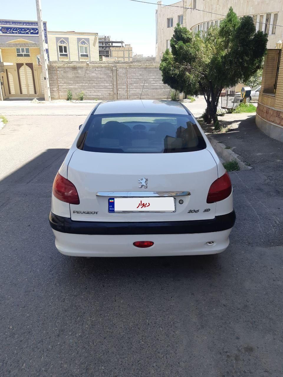 پژو ۲۰۶ صندوق دار v2 - 1389