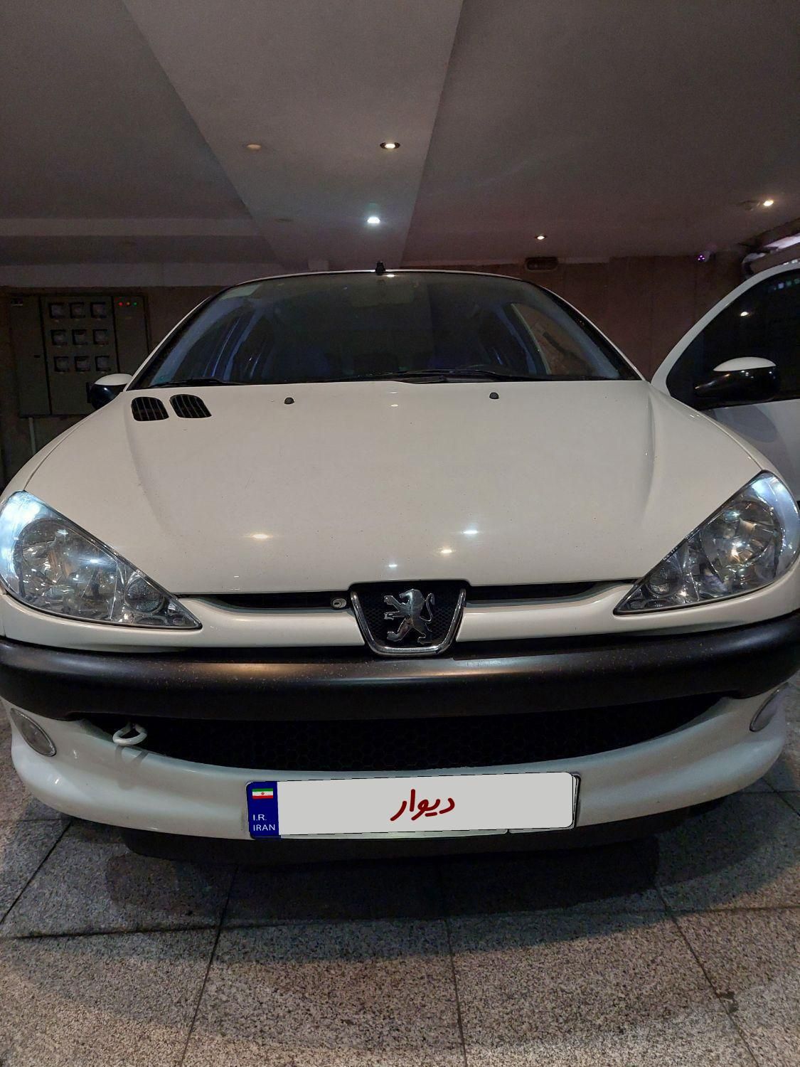 پژو ۲۰۶ صندوق دار v8 - 1395